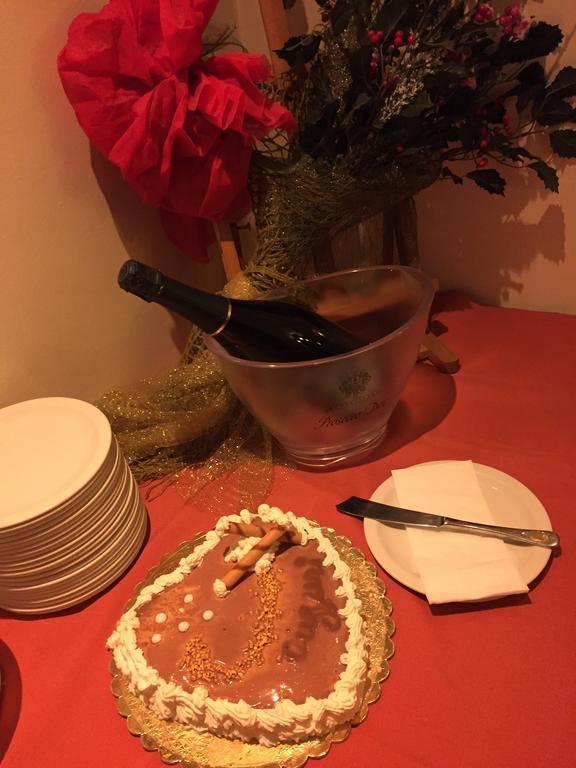 Hotel Locanda Rosy Κατόλικα Εξωτερικό φωτογραφία