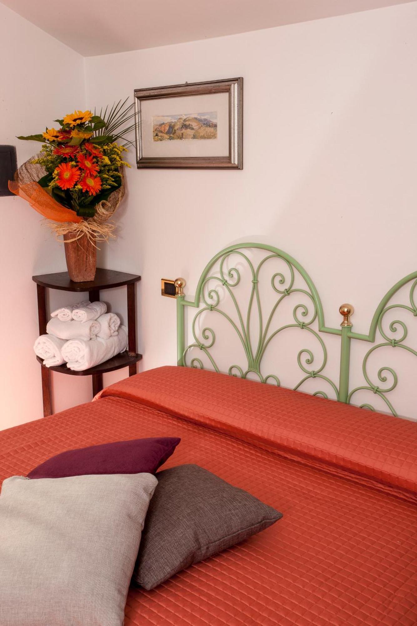 Hotel Locanda Rosy Κατόλικα Δωμάτιο φωτογραφία