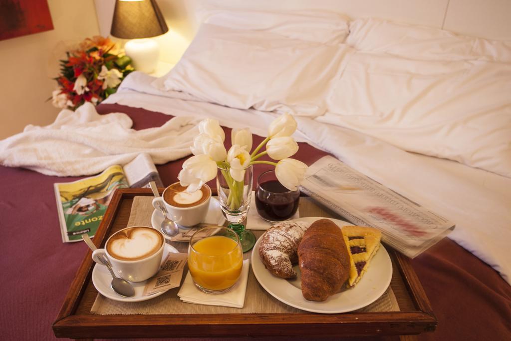 Hotel Locanda Rosy Κατόλικα Εξωτερικό φωτογραφία