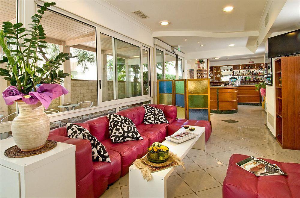 Hotel Locanda Rosy Κατόλικα Εξωτερικό φωτογραφία