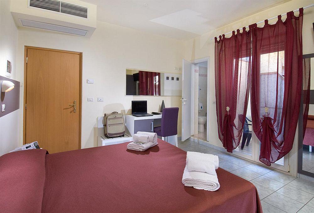 Hotel Locanda Rosy Κατόλικα Εξωτερικό φωτογραφία